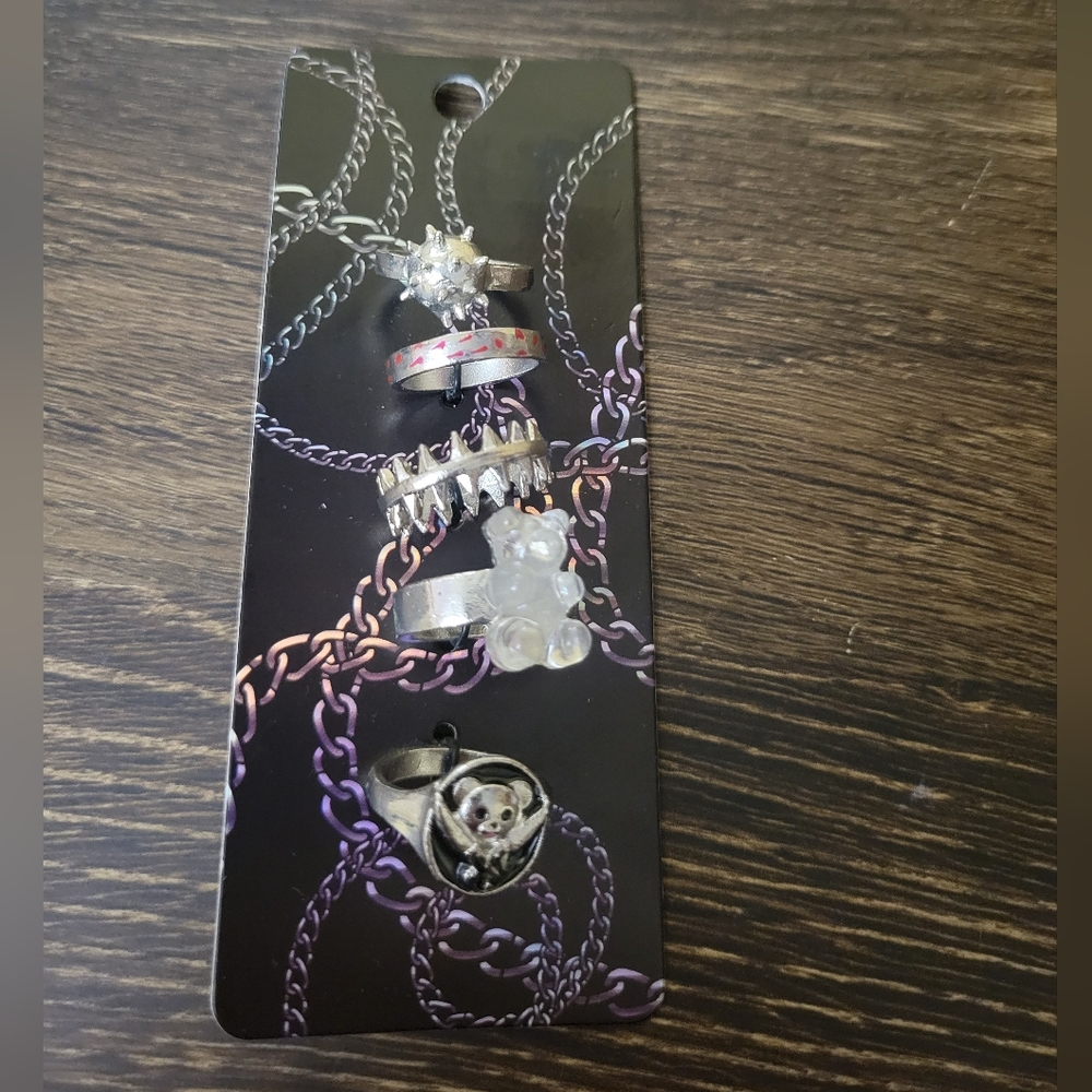 4/$10 Bondage Bear 5 Pack Fashion Rings Spikes Hot Topic NEW Goth Punk